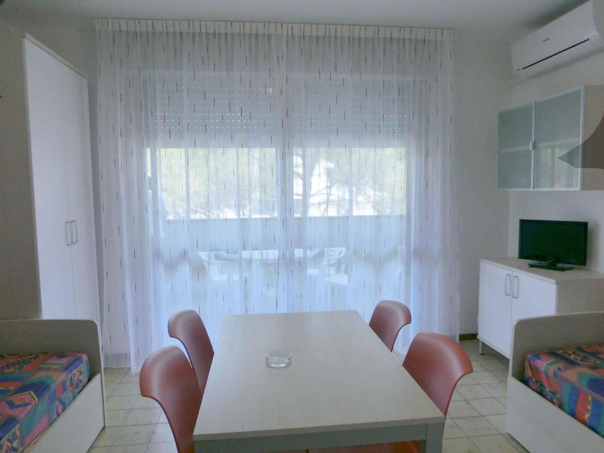 Apartment In Bibione I Luaran gambar